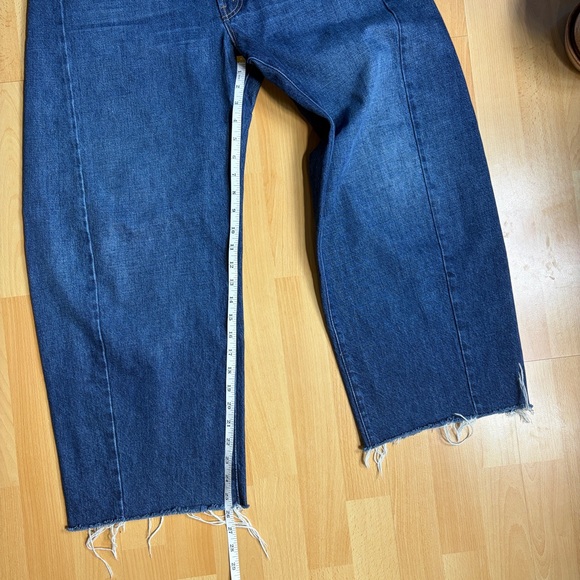 MOTHER Barrel Leg Jean Lil Mid Rise Full Pipe Flood Fray in Unplugged 30 - Picture 16 of 16